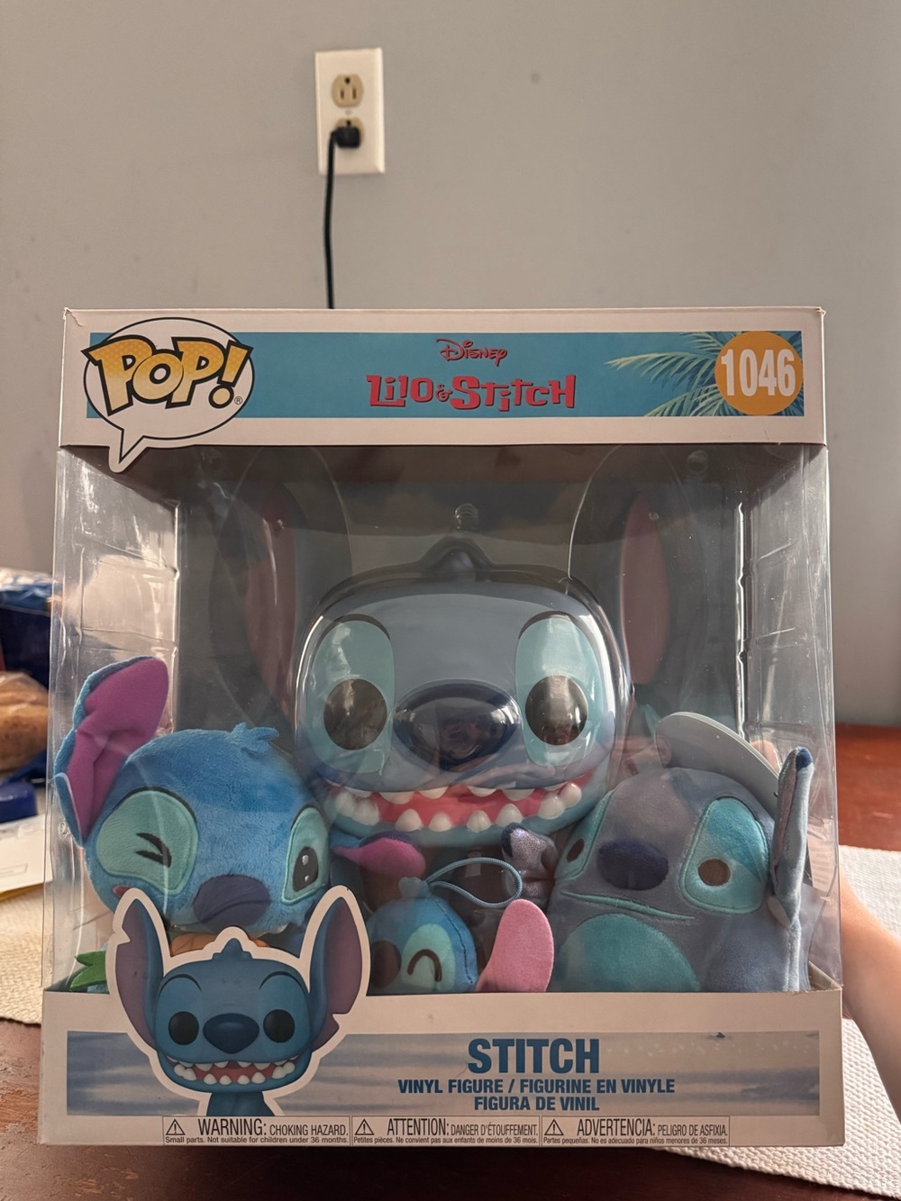 Disney Lilo & Stitch Stitch Collectible Plush & pop Vinyl Figure